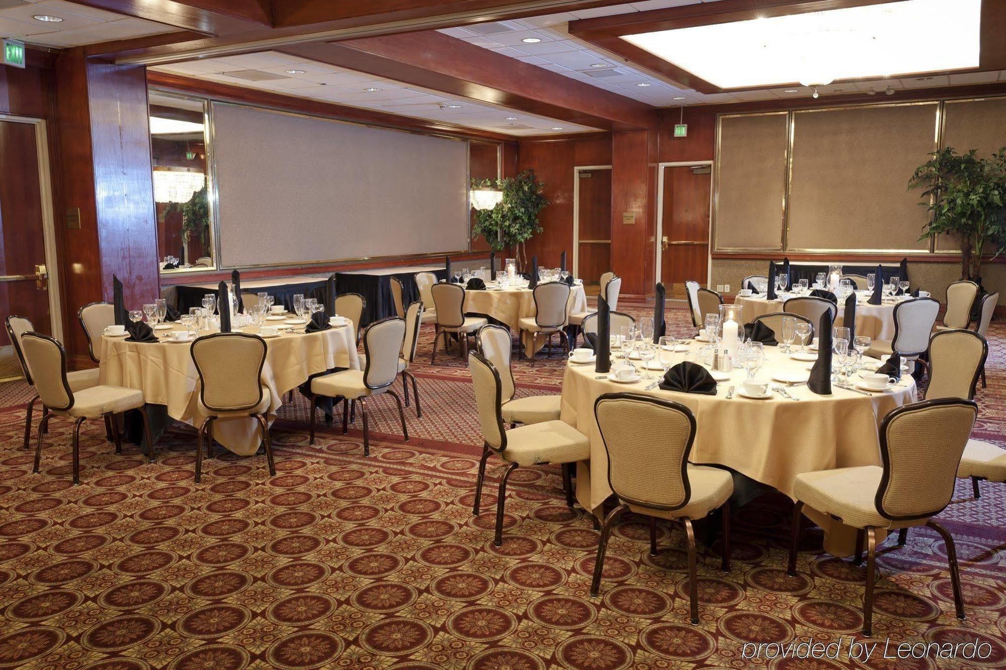 Hyatt Regency Newport Beach West Restaurant photo